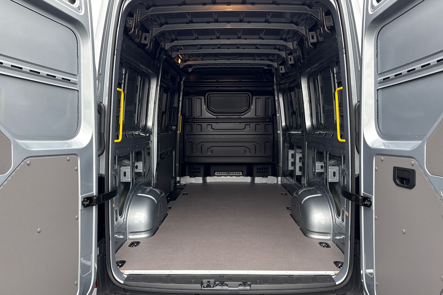 Used Volkswagen Crafter 2025 for sale - 77147558: Photo 6