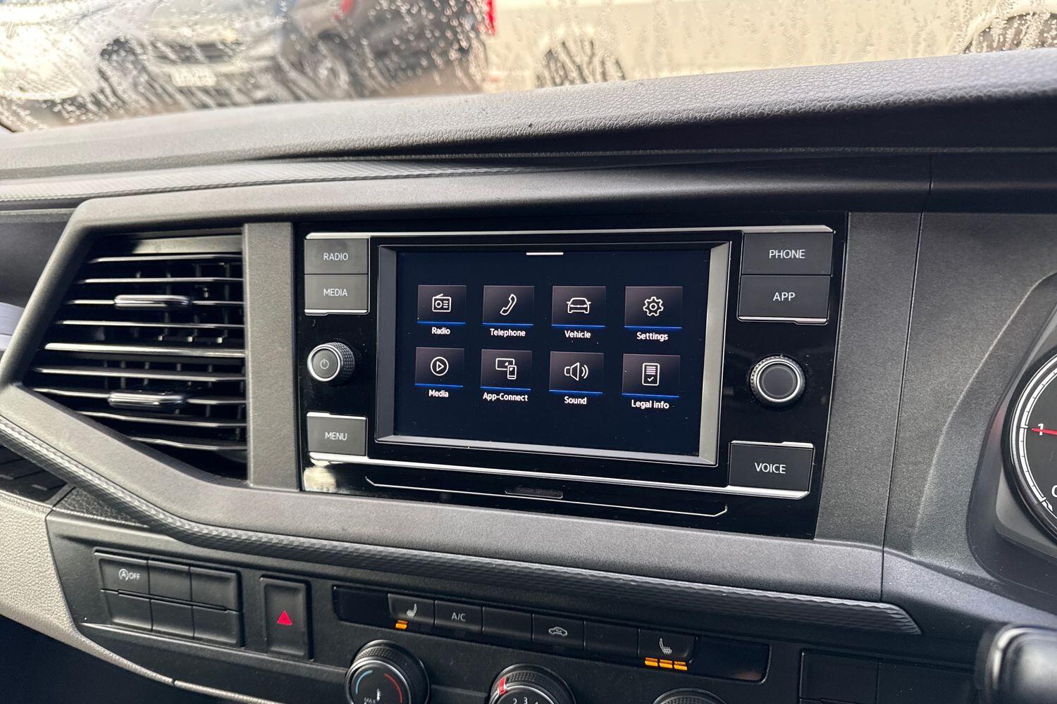 Used Volkswagen Transporter 2024 for sale - 77582615: Photo 34