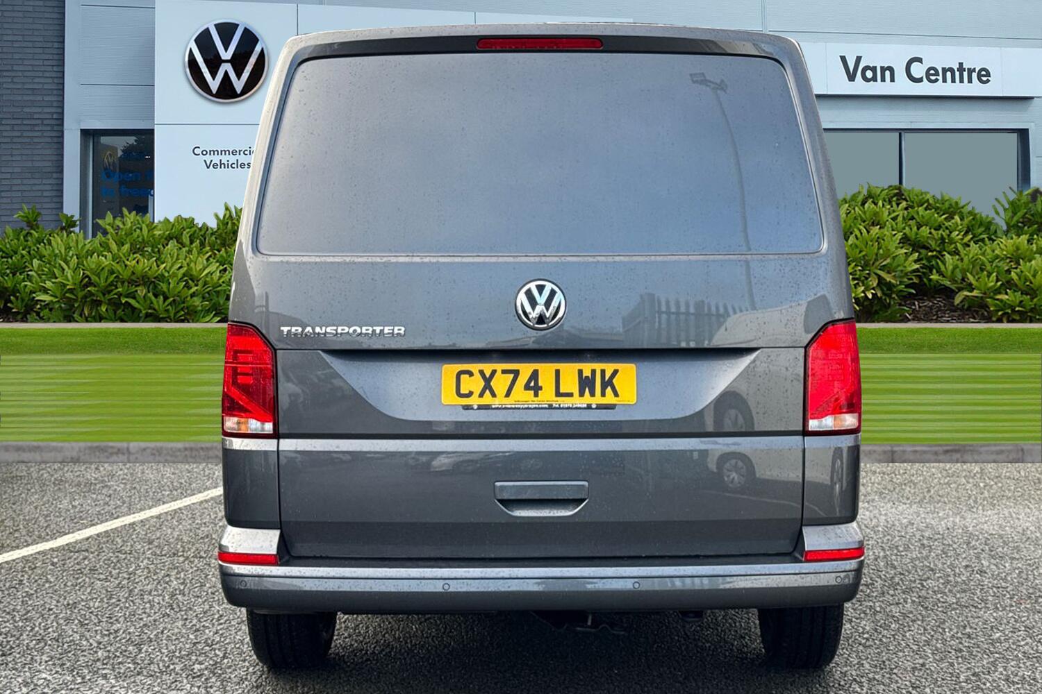 Used Volkswagen Transporter 2024 for sale - 77582615: Photo 4