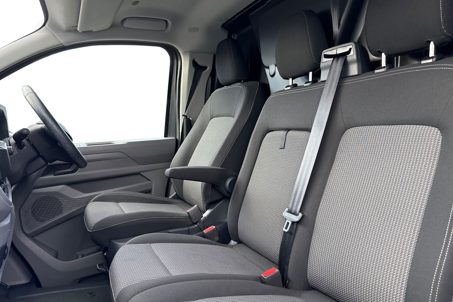 Used Volkswagen Transporter 2025 for sale - 76346455: Photo 15