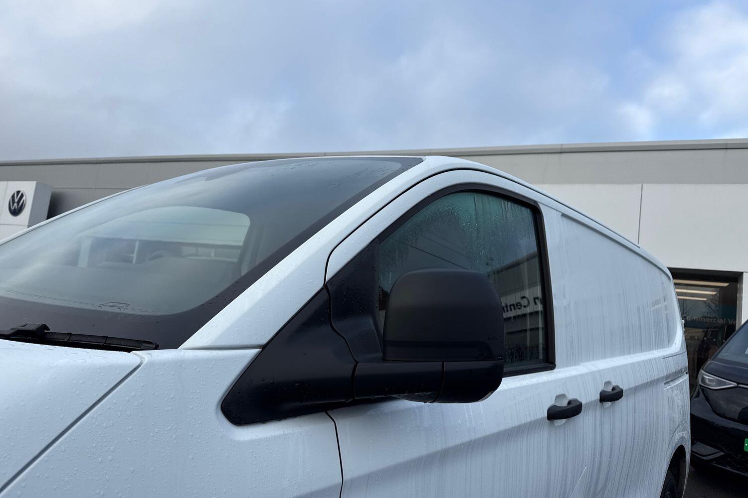 Used Volkswagen Transporter 2025 for sale - 77236033: Photo 25