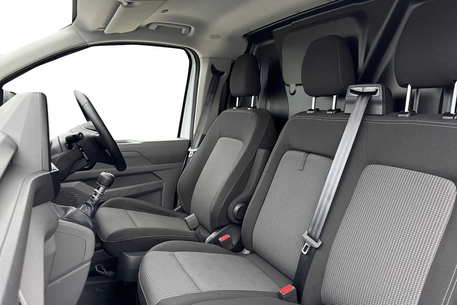 Used Volkswagen Transporter 2025 for sale - 76421433: Photo 11