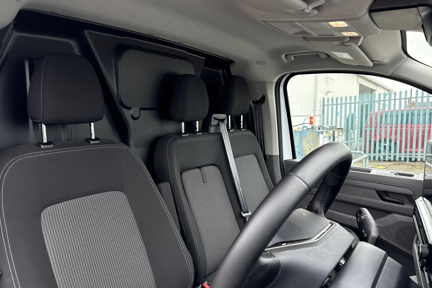 Used Volkswagen Transporter 2025 for sale - 76421433: Photo 21