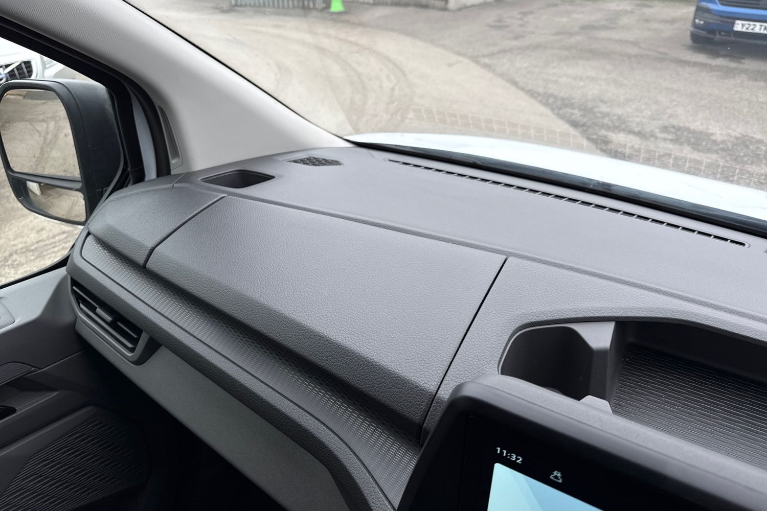 Used Volkswagen Transporter 2025 for sale - 76421433: Photo 35