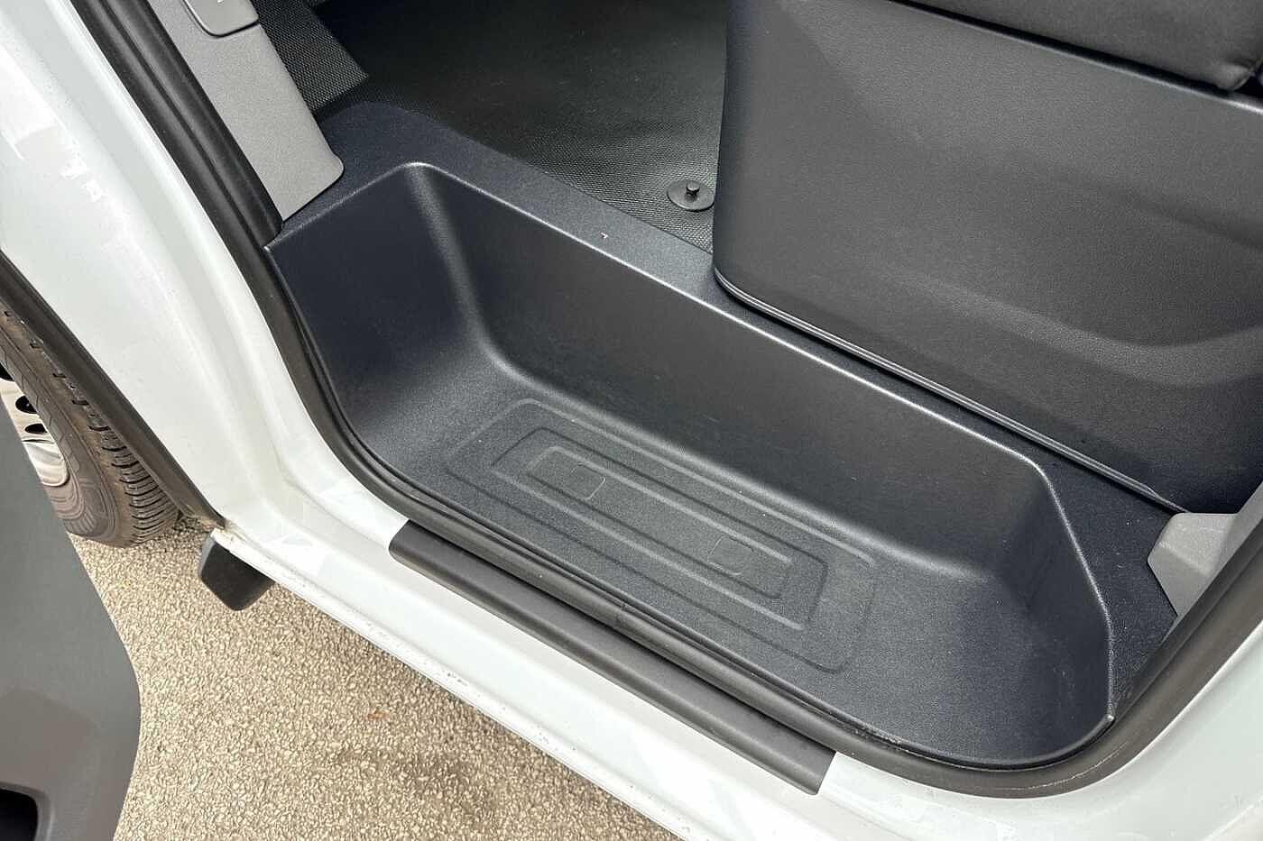 Used Volkswagen Transporter 2025 for sale - 77088636: Photo 32