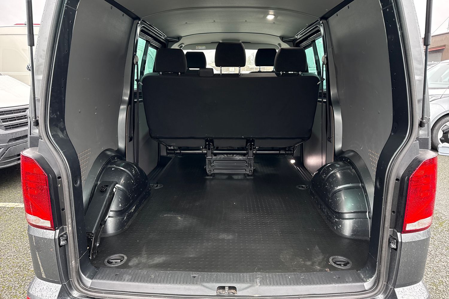 Used Volkswagen Transporter 2024 for sale - 77006841: Photo 10