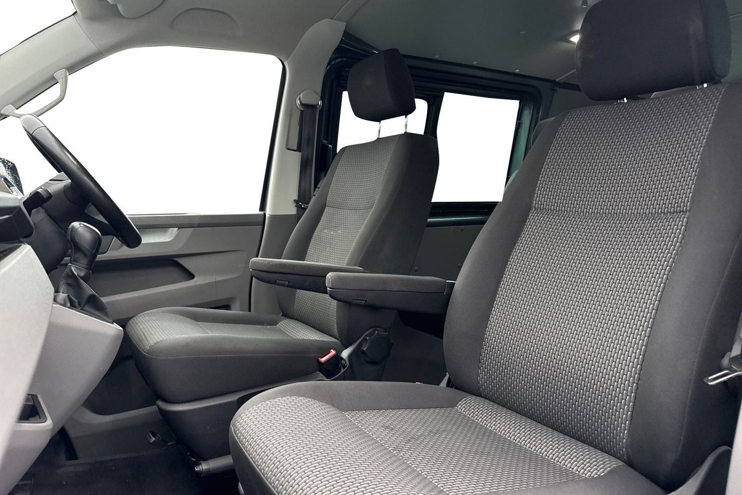 Used Volkswagen Transporter 2024 for sale - 77006841: Photo 11