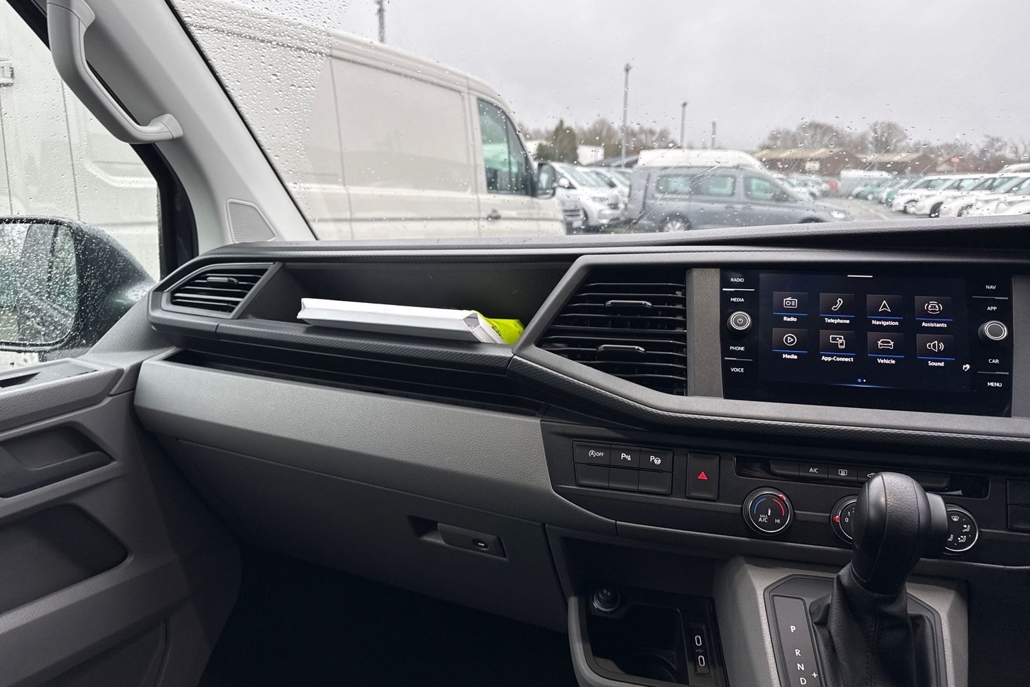 Used Volkswagen Transporter 2024 for sale - 77006841: Photo 15