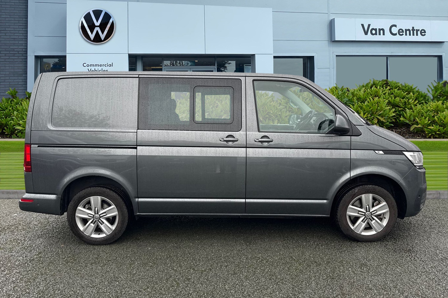 Used Volkswagen Transporter 2024 for sale - 77006841: Photo 3