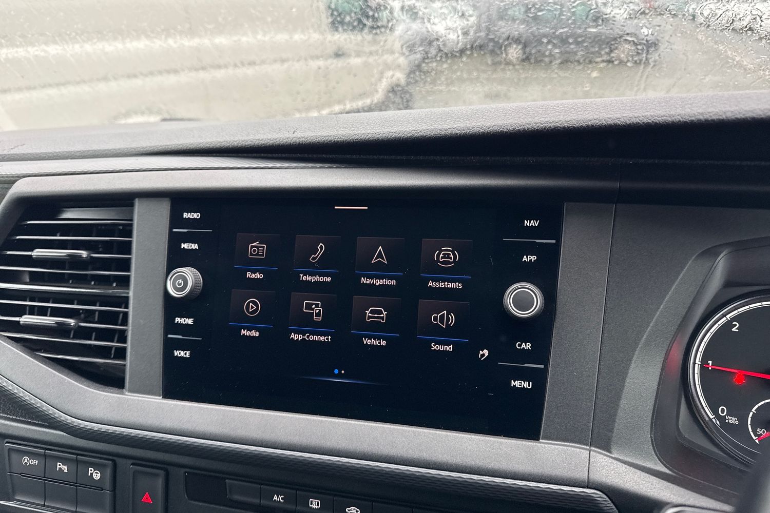 Used Volkswagen Transporter 2024 for sale - 77006841: Photo 35