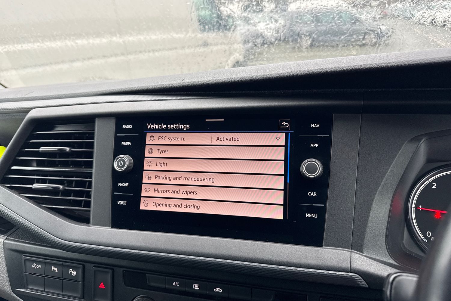 Used Volkswagen Transporter 2024 for sale - 77006841: Photo 40