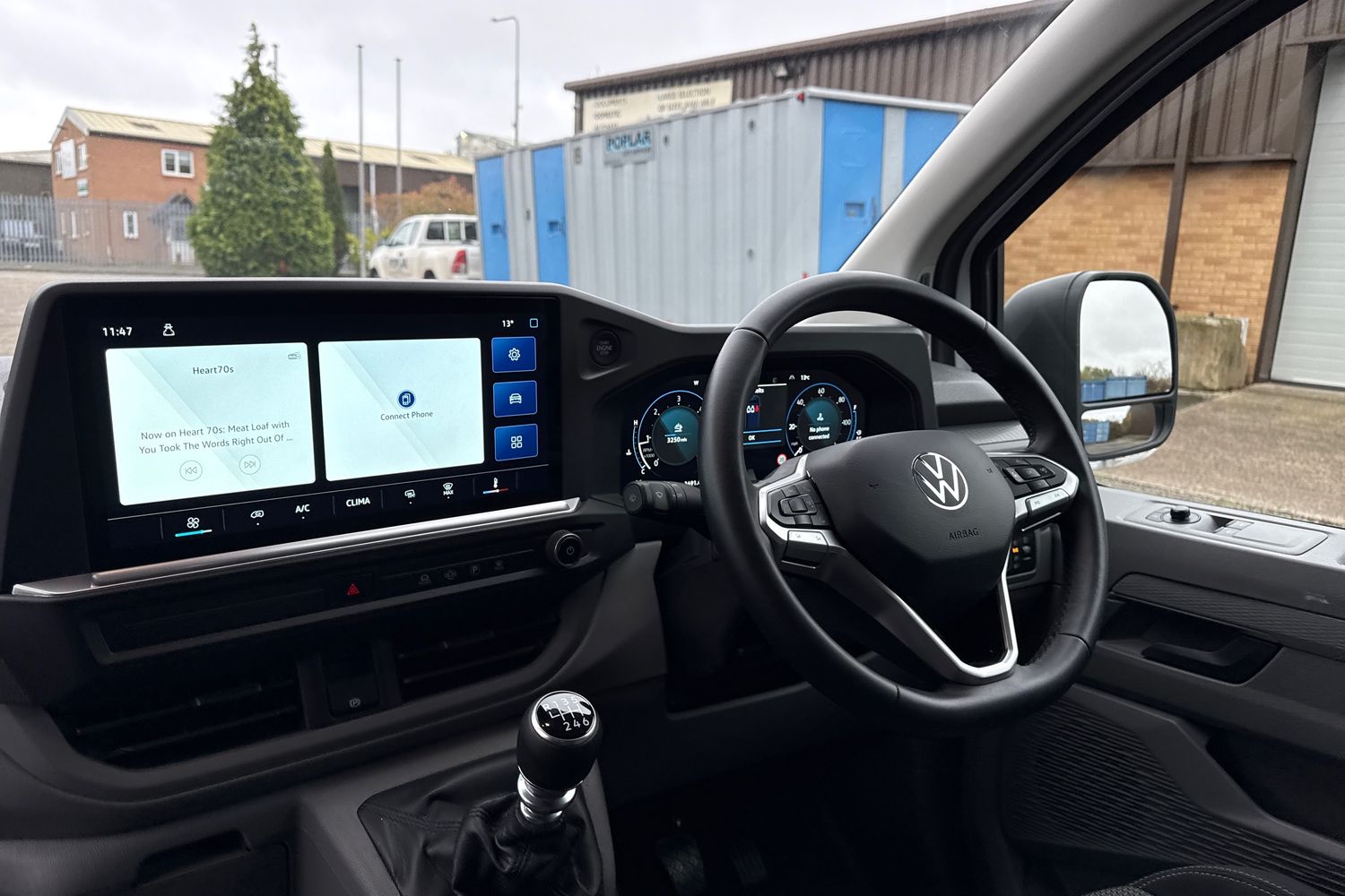 Used Volkswagen Transporter 2025 for sale - 76916313: Photo 17