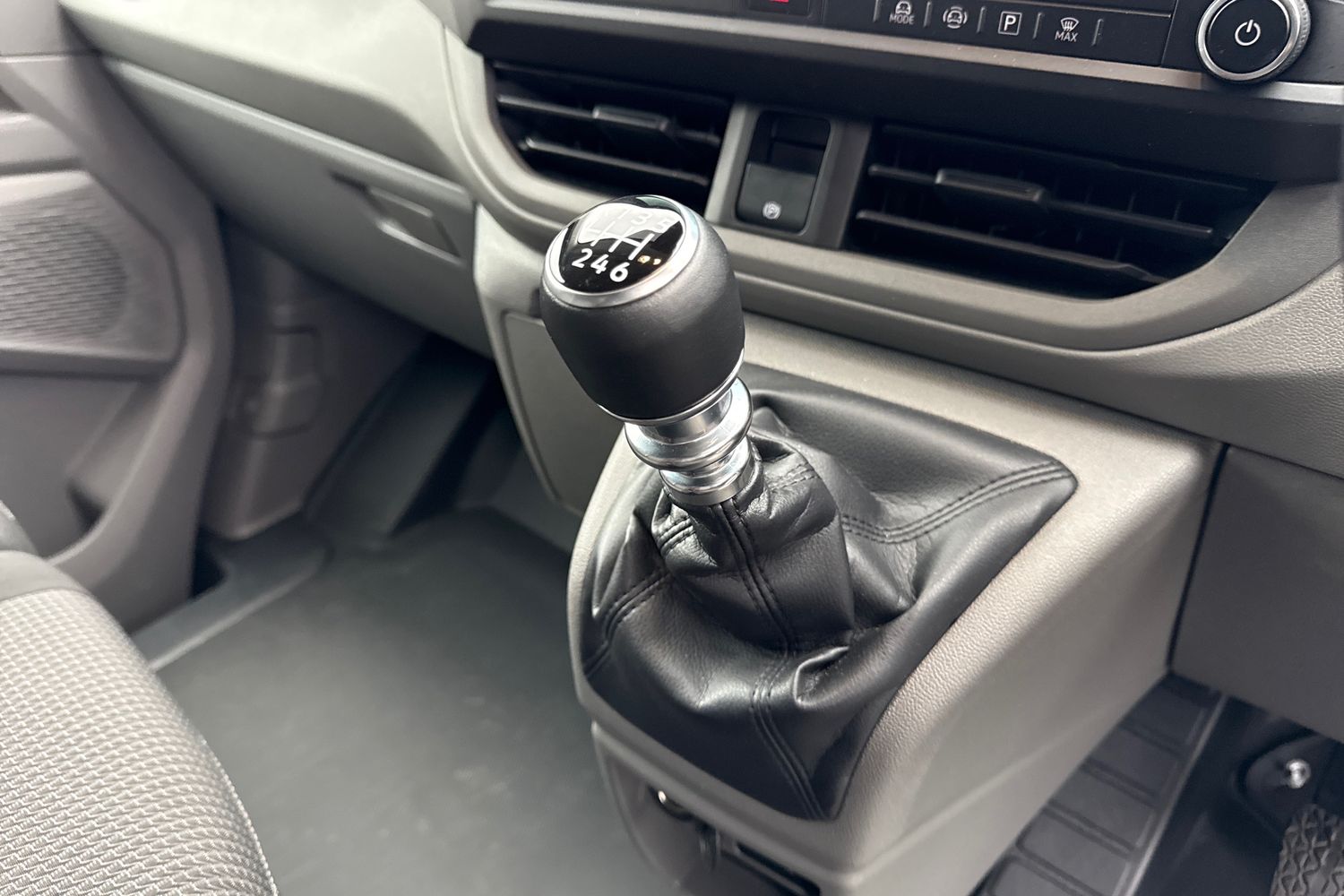 Used Volkswagen Transporter 2025 for sale - 76916313: Photo 22