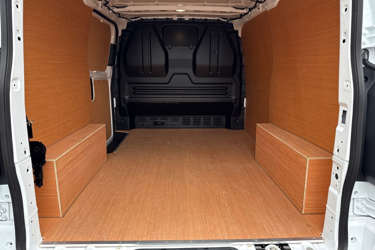 Used Volkswagen Transporter 2025 for sale - 76916313: Photo 6