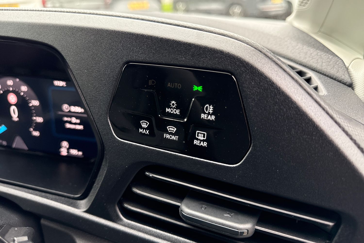 Used Volkswagen Caddy Maxi 2025 for sale - 76128532: Photo 28