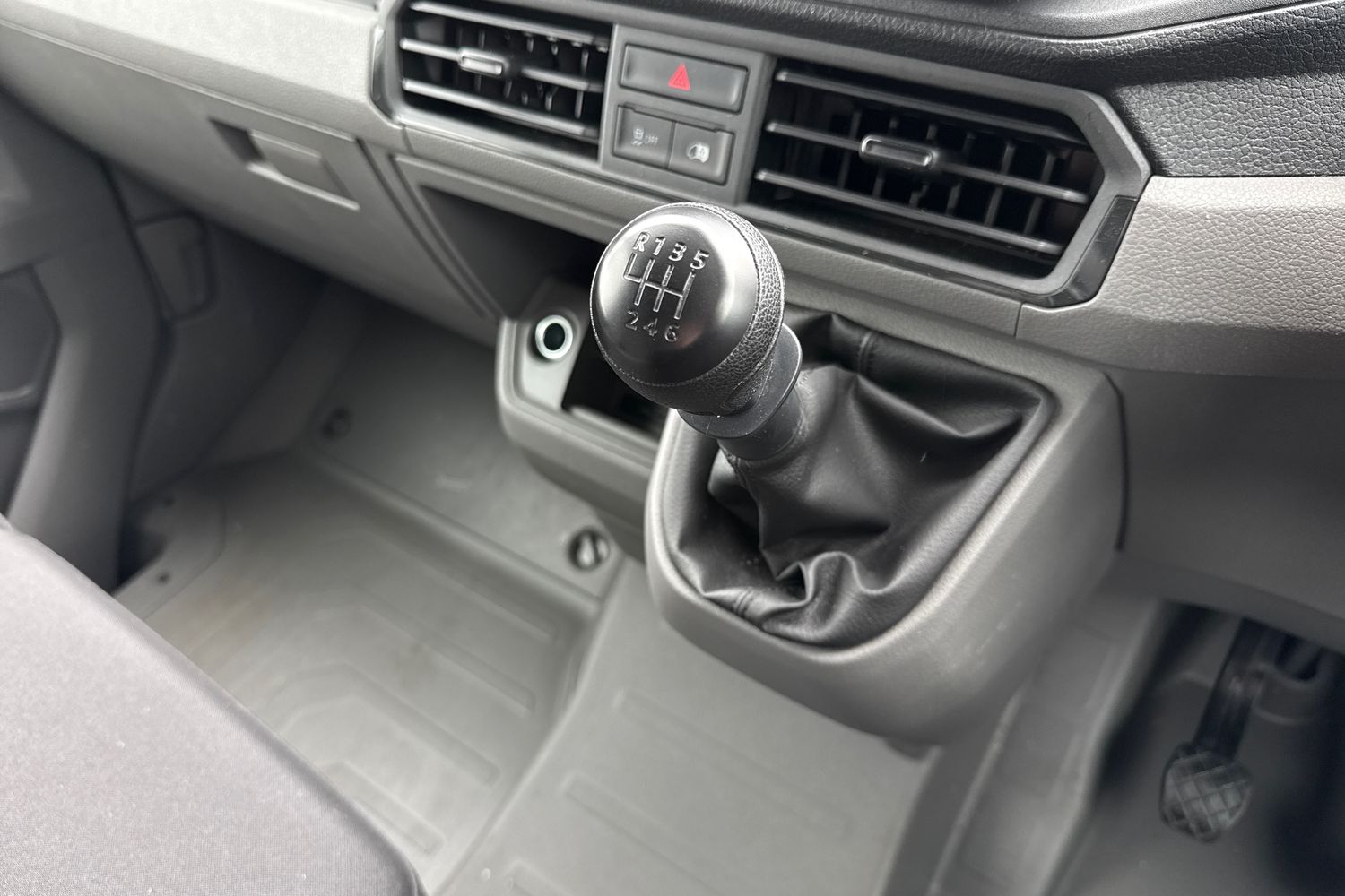 Used Volkswagen Crafter 2025 for sale - 76128574: Photo 22