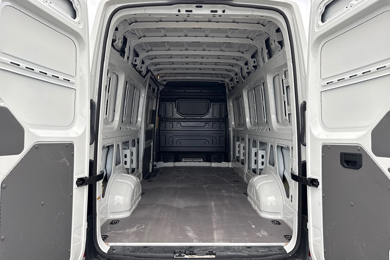 Used Volkswagen Crafter 2025 for sale - 76128574: Photo 6