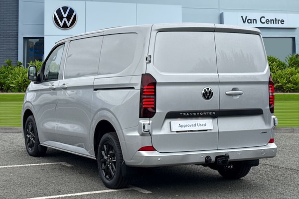 Used Volkswagen Transporter 2025 for sale - 76230578: Photo 2