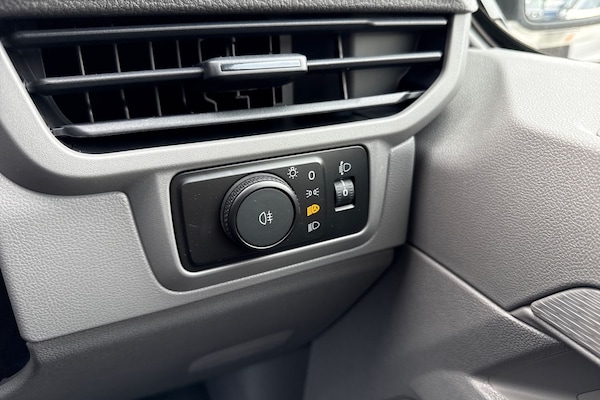 Used Volkswagen Transporter 2025 for sale - 76230566: Photo 24