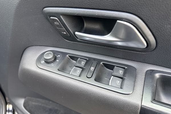 Used Volkswagen Amarok 2020 for sale - 76230648: Photo 20