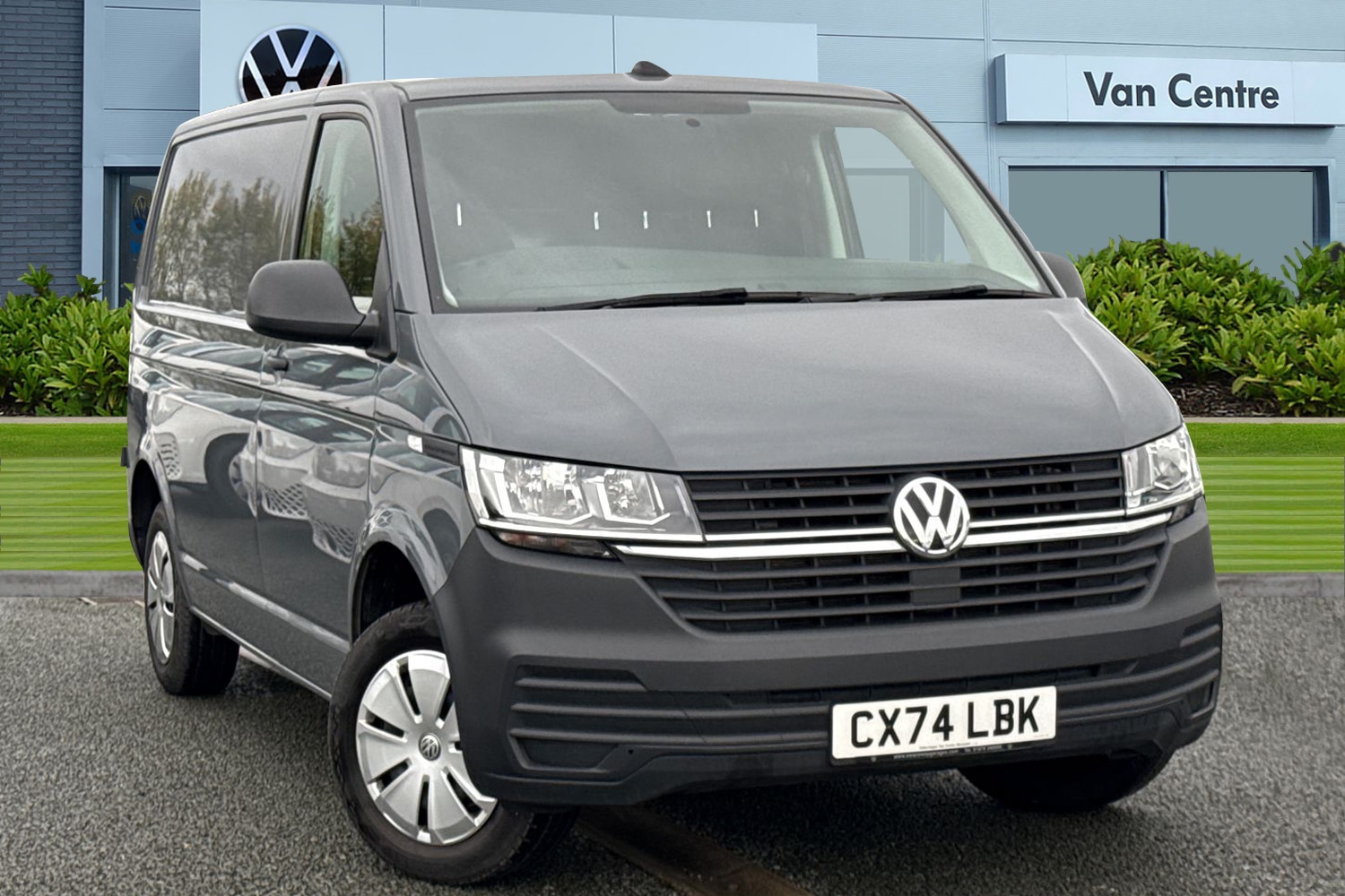 Used Volkswagen Transporter 2024 for sale - 76739682: Photo 1
