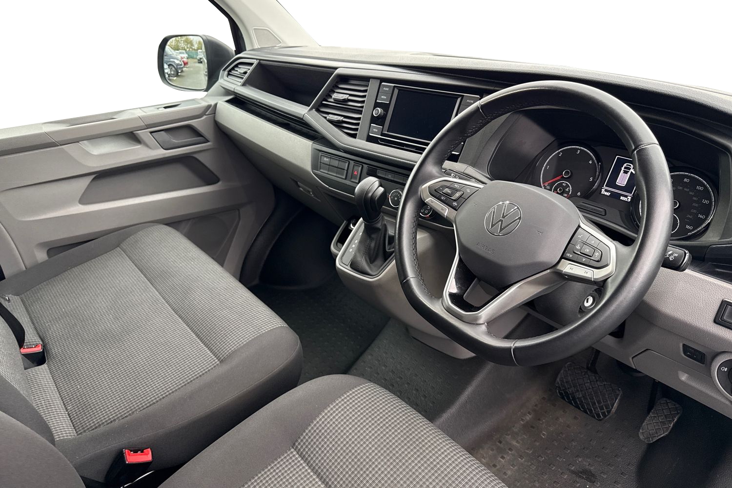 Used Volkswagen Transporter 2024 for sale - 76739682: Photo 14