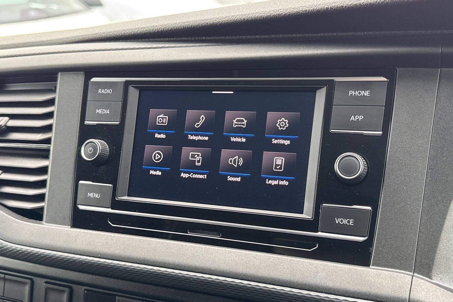 Used Volkswagen Transporter 2024 for sale - 76739682: Photo 17