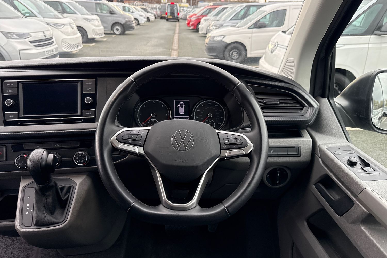 Used Volkswagen Transporter 2024 for sale - 76739682: Photo 18