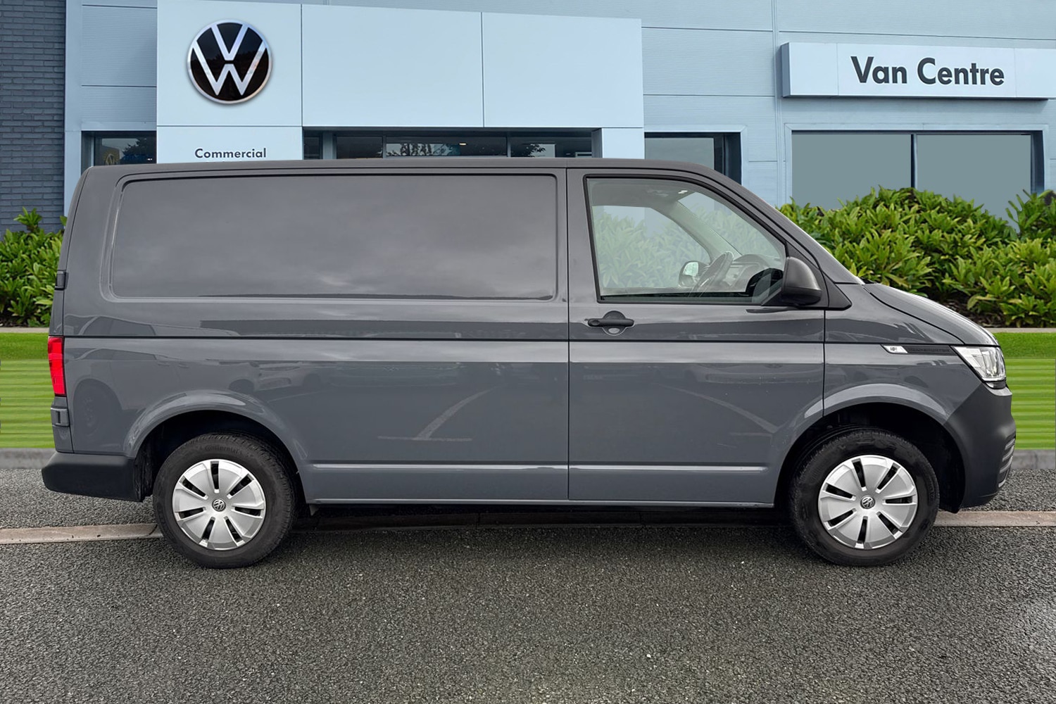Used Volkswagen Transporter 2024 for sale - 76739682: Photo 3