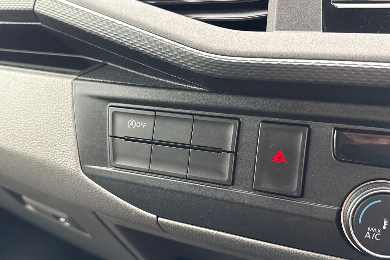 Used Volkswagen Transporter 2024 for sale - 76739682: Photo 48