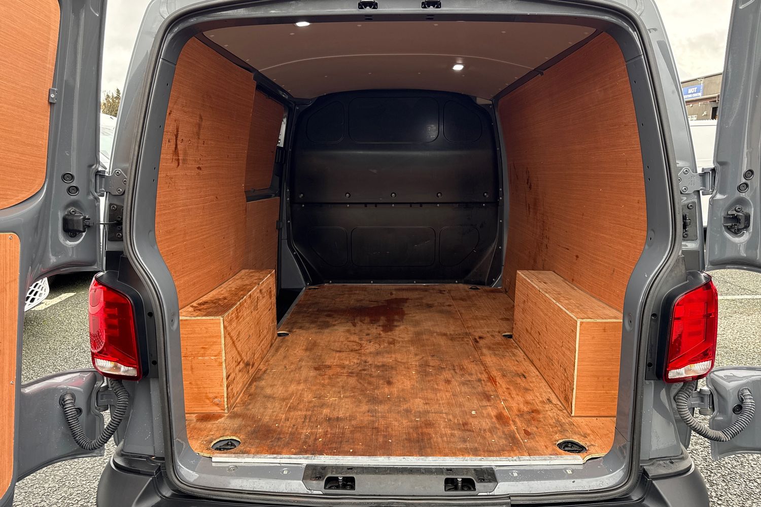 Used Volkswagen Transporter 2024 for sale - 76739682: Photo 7