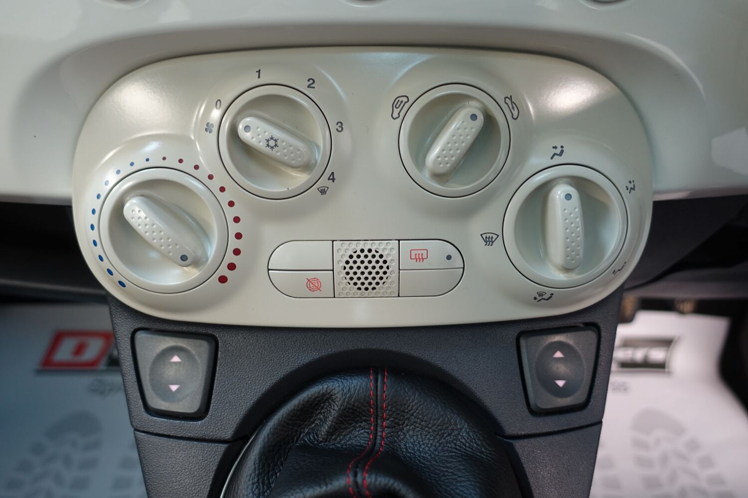 Used Fiat 500 2012 for sale - 77600521: Photo 33