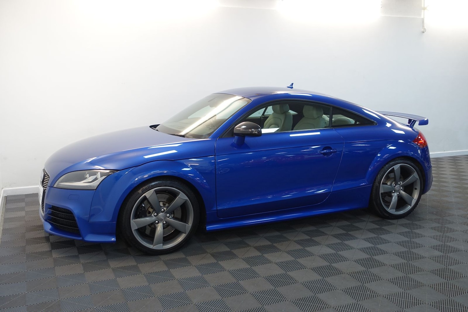 Used Audi TT RS 2013 for sale - 77102691: Photo 75