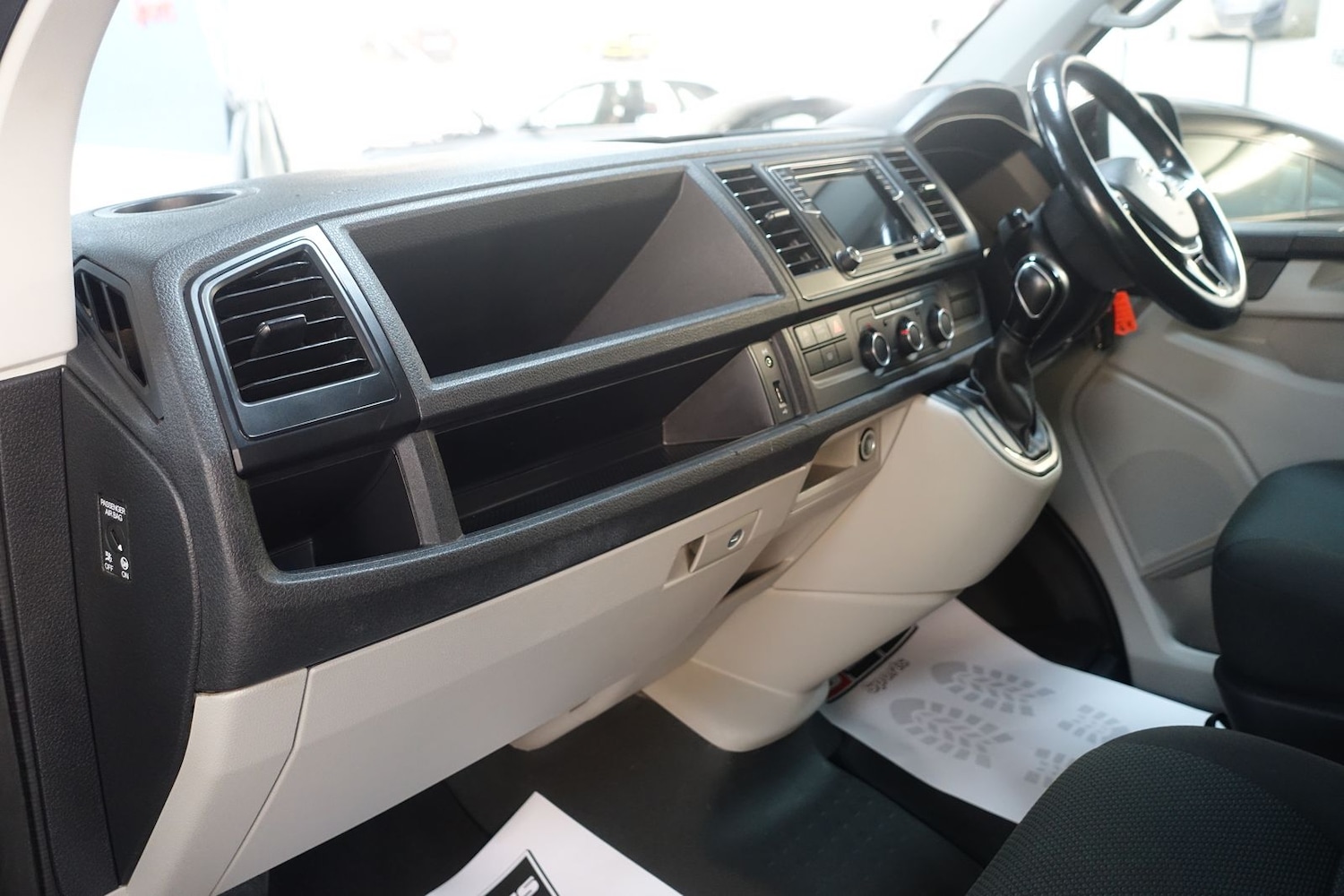 Used Volkswagen Transporter 2016 for sale - 77234685: Photo 16