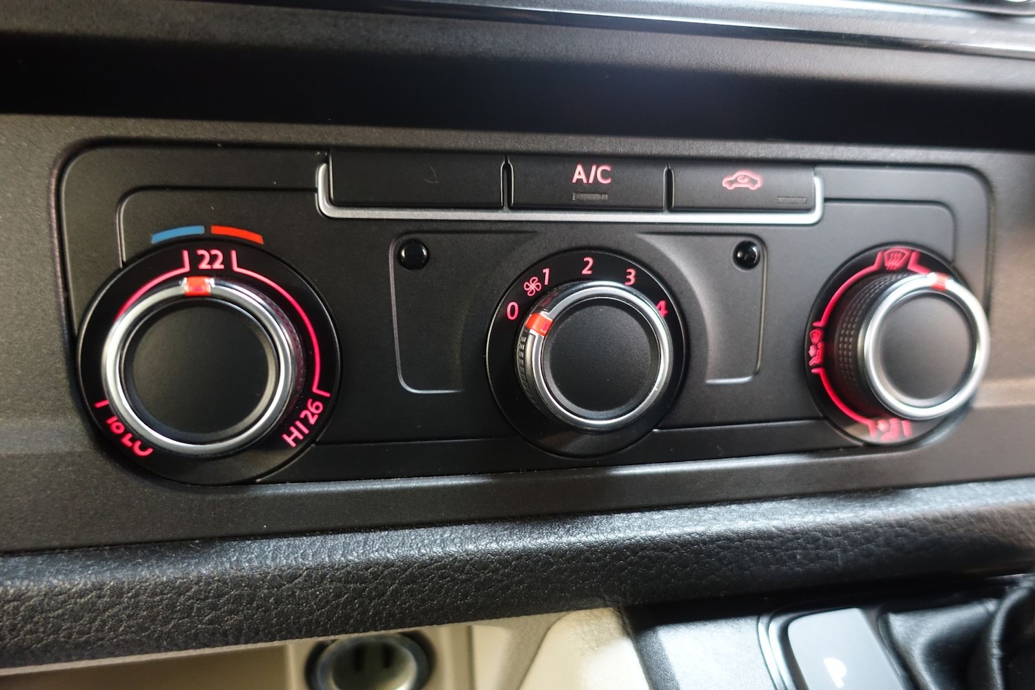 Used Volkswagen Transporter 2016 for sale - 77234685: Photo 21