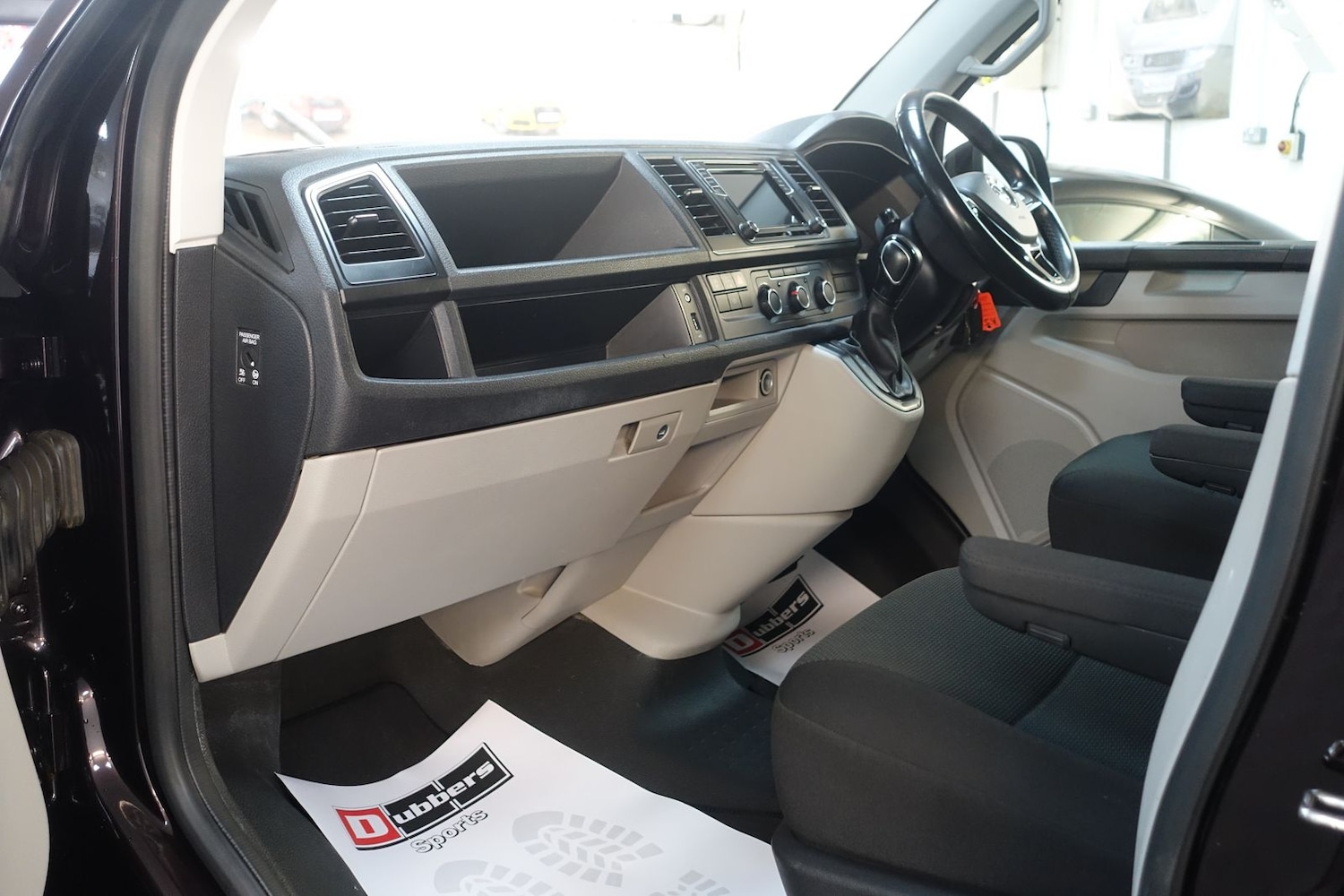 Used Volkswagen Transporter 2016 for sale - 77234685: Photo 27