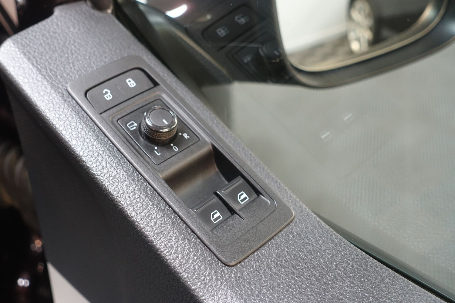 Used Volkswagen Transporter 2016 for sale - 77234685: Photo 29