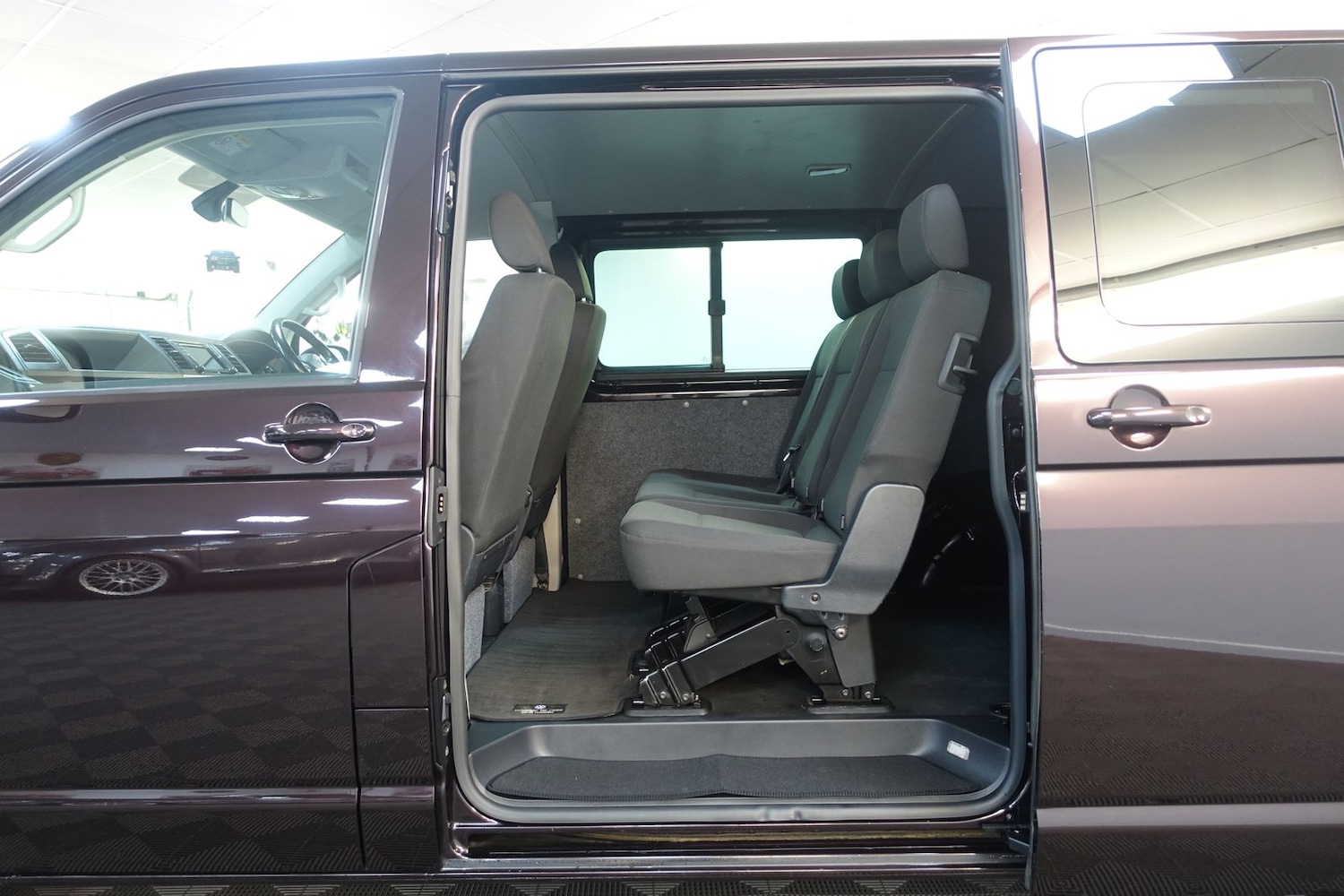 Used Volkswagen Transporter 2016 for sale - 77234685: Photo 33