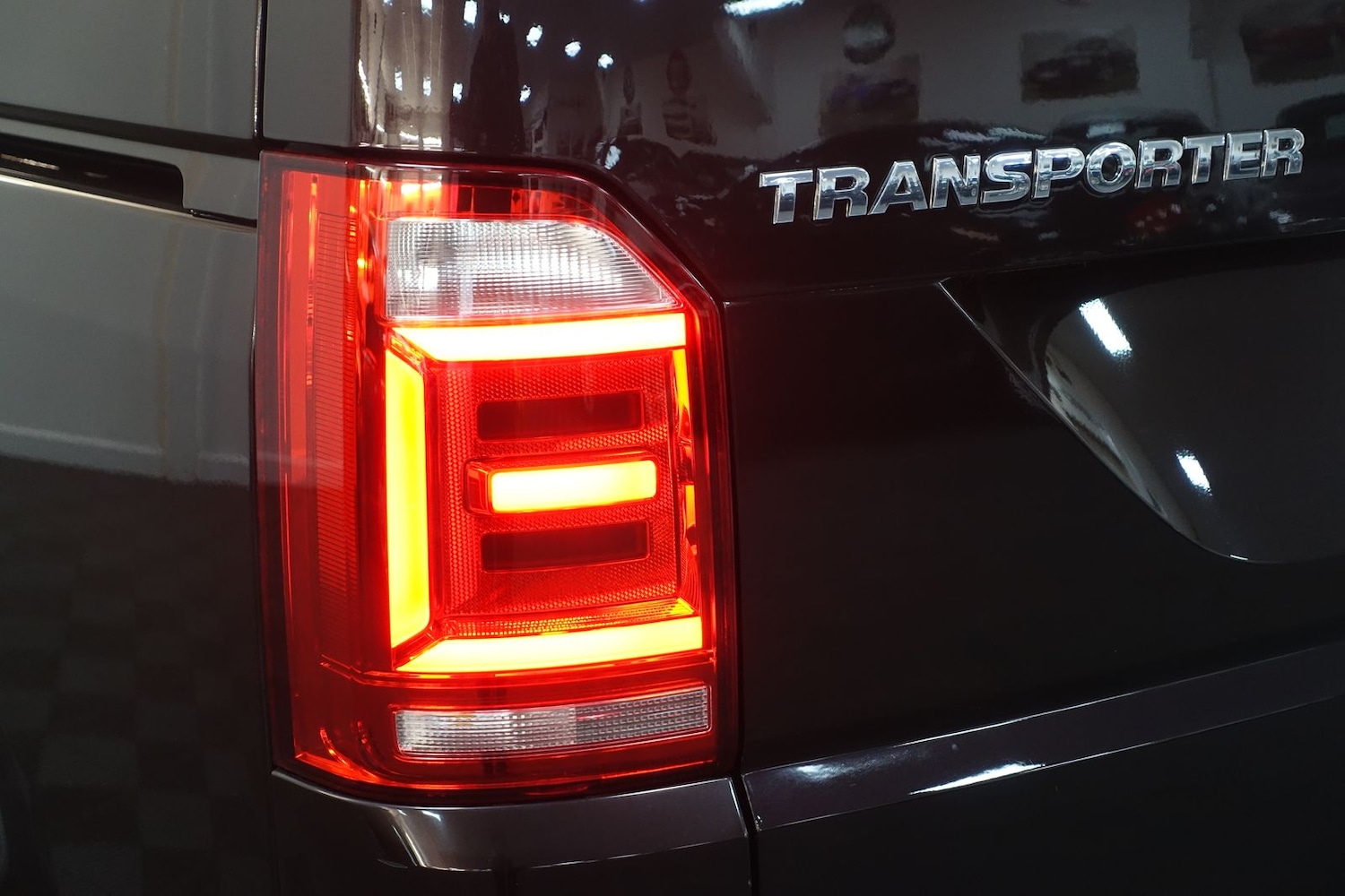 Used Volkswagen Transporter 2016 for sale - 77234685: Photo 40