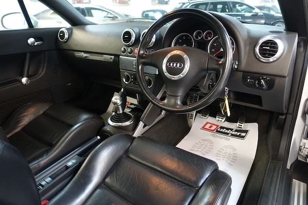 Used Audi TT 2002 for sale - 74687848: Photo 18