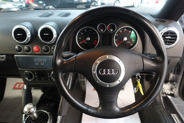 Used Audi TT 2002 for sale - 74687848: Photo 20