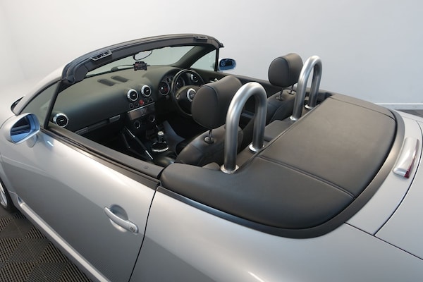 Used Audi TT 2002 for sale - 74687848: Photo 36