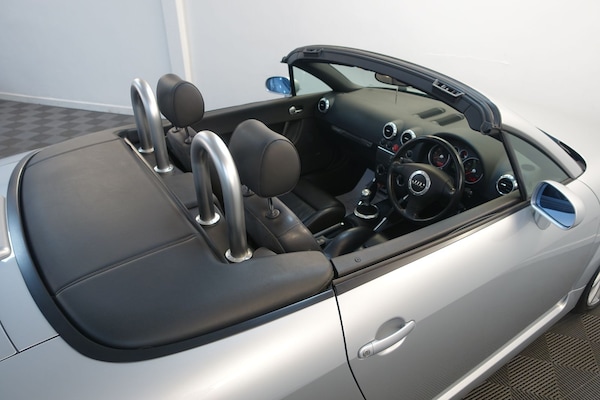 Used Audi TT 2002 for sale - 74687848: Photo 37