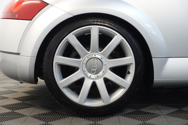 Used Audi TT 2002 for sale - 74687848: Photo 45