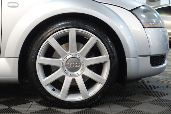 Used Audi TT 2002 for sale - 74687848: Photo 46