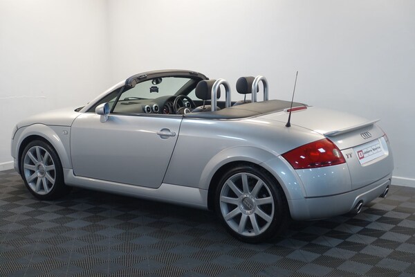 Used Audi TT 2002 for sale - 74687848: Photo 70