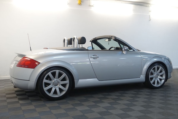 Used Audi TT 2002 for sale - 74687848: Photo 77