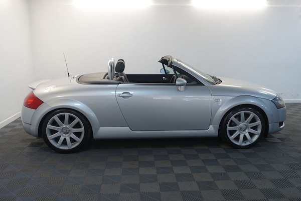 Used Audi TT 2002 for sale - 74687848: Photo 78