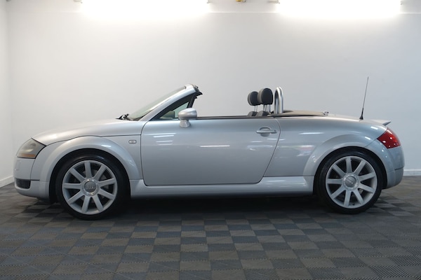 Used Audi TT 2002 for sale - 74687848: Photo 8