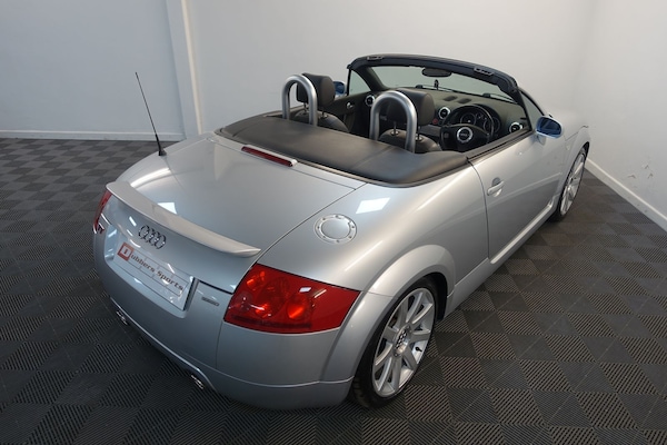Used Audi TT 2002 for sale - 74687848: Photo 91